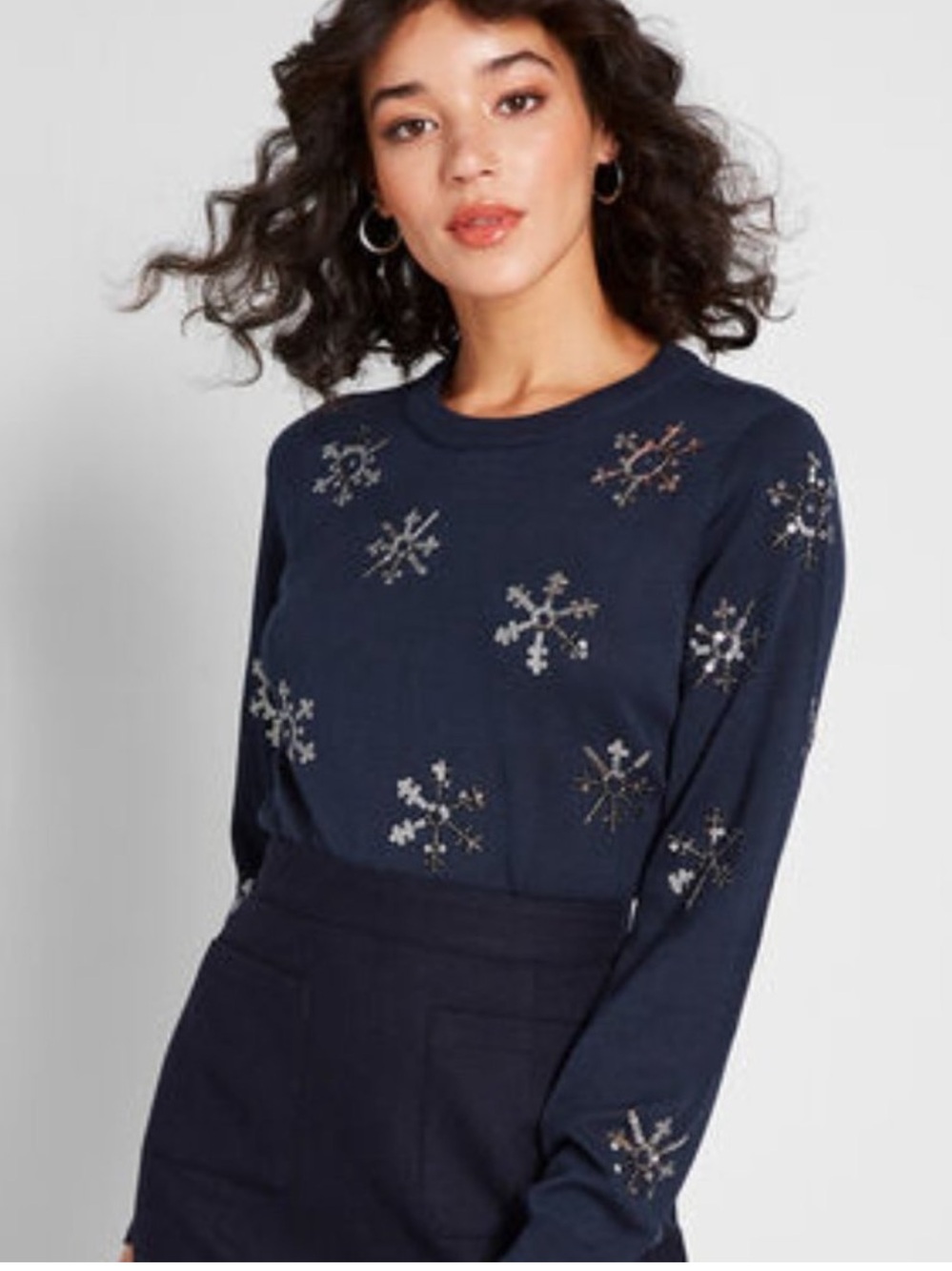 ModCloth Charm School Navy Silver Sequin Snowflake Crewneck Sweater Size Medium